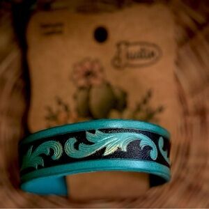 New Justin Boots Women’s Genuine Tooled Leather Bracelet Turquoise Black Western